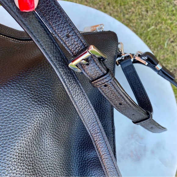 SOLD Michael Kors Large Pebbled Leather Hobo Shoulder Bag - Picture 8 of 14